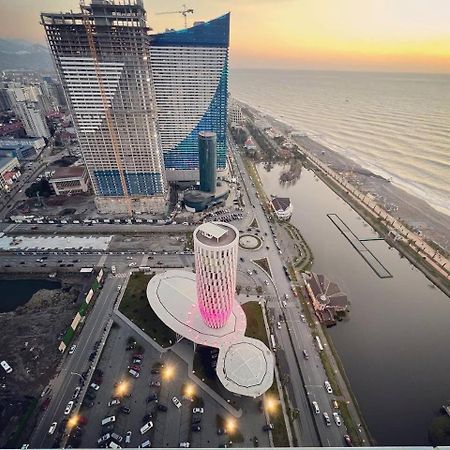 Ng Premium Apartments In Alliance Palace Batumi Exterior foto