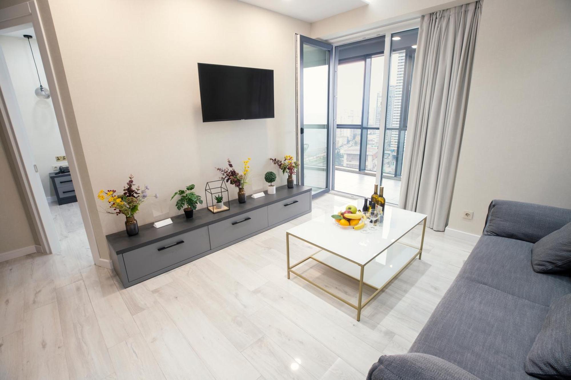 Ng Premium Apartments In Alliance Palace Batumi Exterior foto