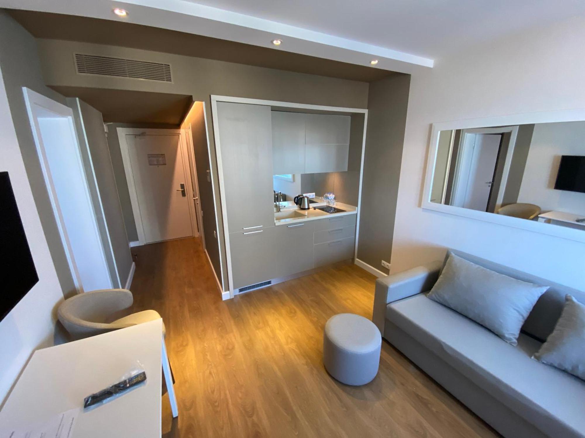 Ng Premium Apartments In Alliance Palace Batumi Exterior foto